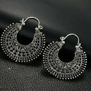 💋RETRO BOHEME HALF MOON DANGLE EARRINGS!!!